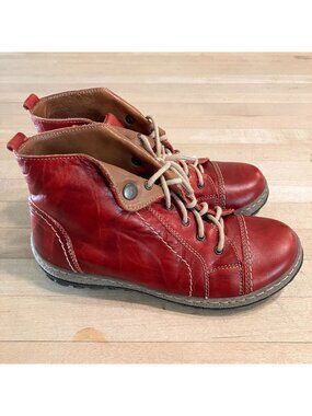 V Italia Womens Burnished Leather Poland Ankle Boots Size 36 EU 6 US Red AN EXC